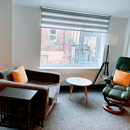 Gorgeous Town Center 3 Bedroom Self Contained Apartment For 1-5 People 哈罗盖特 外观 照片